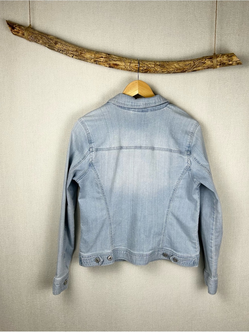 Style & Co Light Wash Denim Jacket Medium Classic Button Front Jean Jacket - Picture 4 of 9